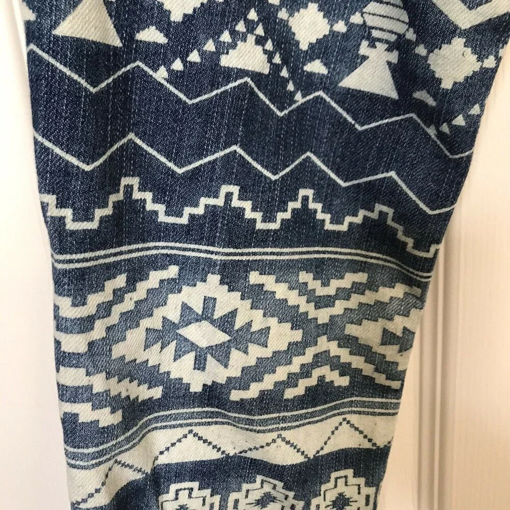 Hot Kiss Skinny Lily Blue White Aztec Pattern Jeans Size 1 Good Worn Condition - Picture 10 of 11